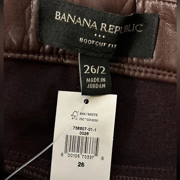 NWT Banana Republic Brown Bootcut Leather Like Pants Size 26/2. Inseam 35” - Picture 2 of 3